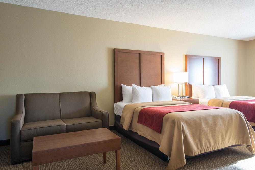 Comfort Inn & Suites Suwanee - Sugarloaf Exterior photo