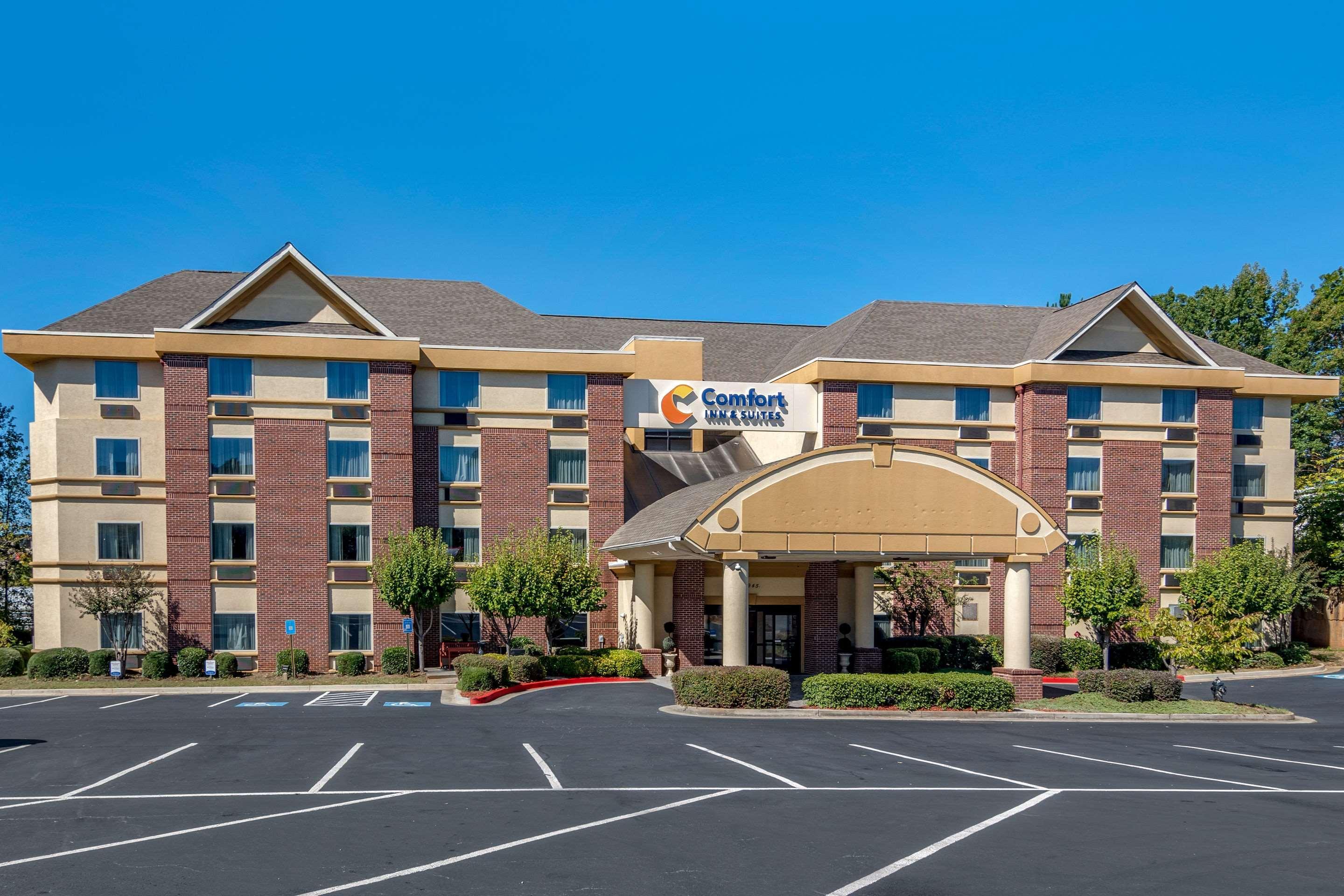 Comfort Inn & Suites Suwanee - Sugarloaf Exterior photo